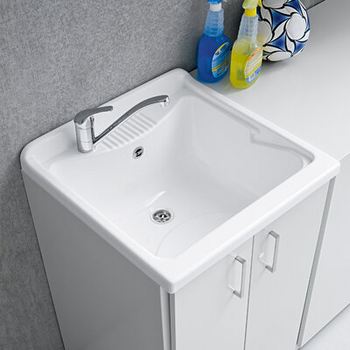 Optional accessory: methacrylate wash basin integrated into the body.